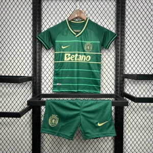 Conjunto infantil verde special editon 2024/25