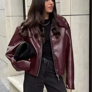 Women's Jacket — Front Zipper Closure Collared Neckline